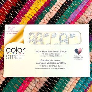 ✨Color STREET💅✨Floral of the Story ☀️ NEW IN PACKAGE! Great stocking stuffer!